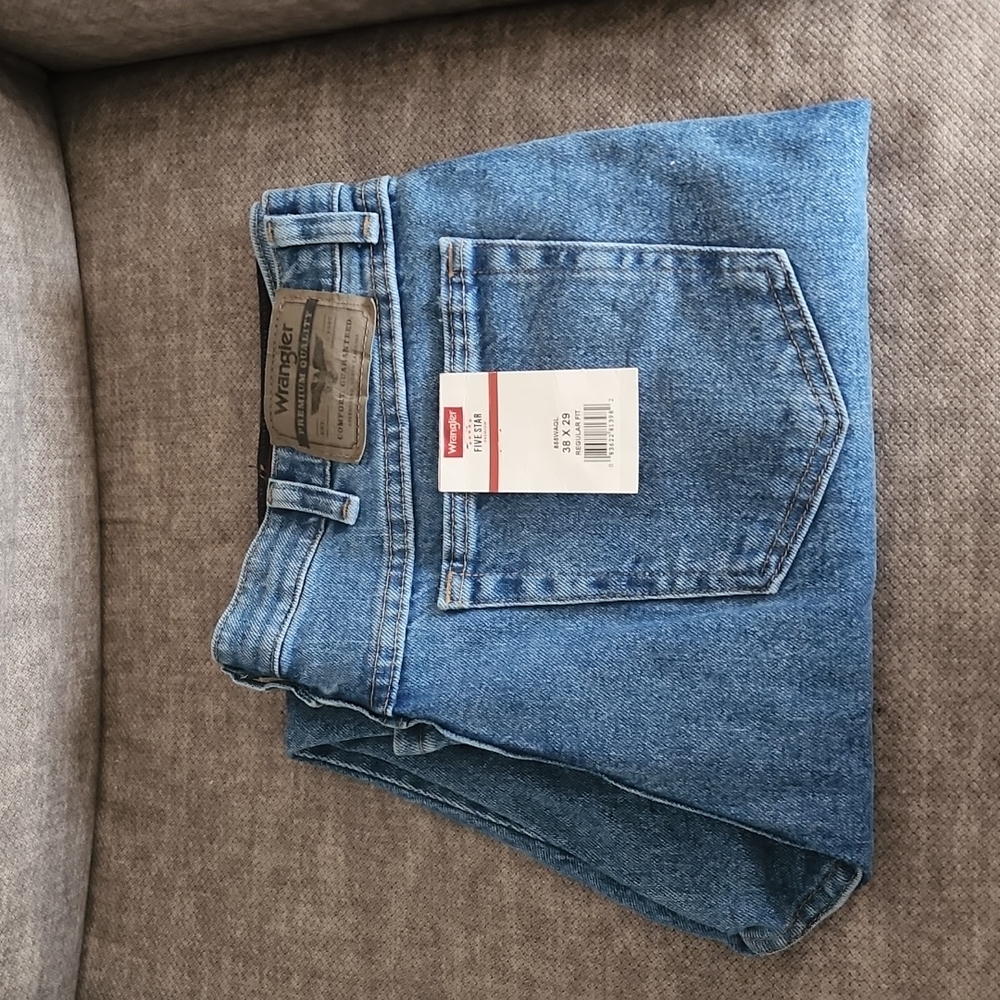 Wrangler 38x29 Regular Fit Jeans